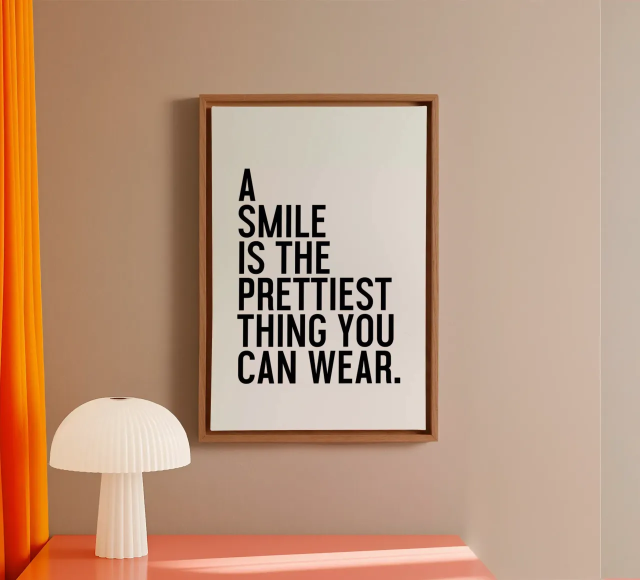 A Smile Is The Prettiest tela con Cornice a cassetta da Honeymoon Hotel