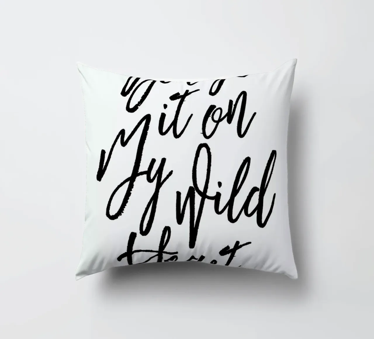 Blame It On My Wild Heart Kissen von Honeymoon Hotel