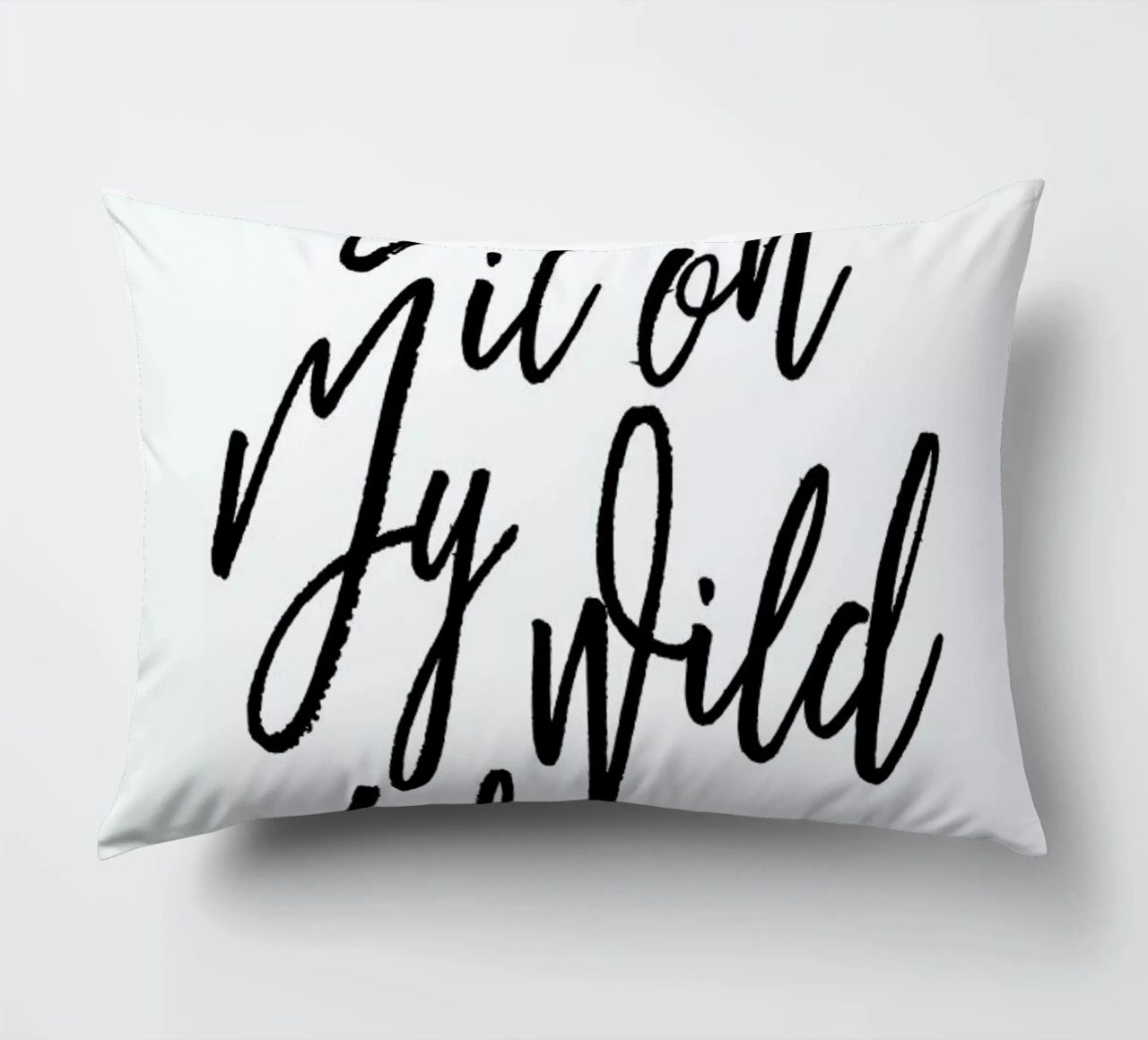 Blame It On My Wild Heart cuscino da Honeymoon Hotel