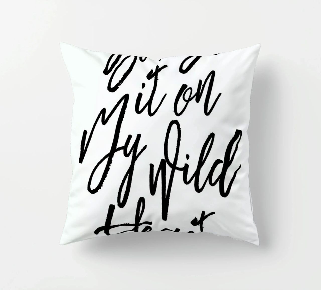 Blame It On My Wild Heart cuscino da Honeymoon Hotel