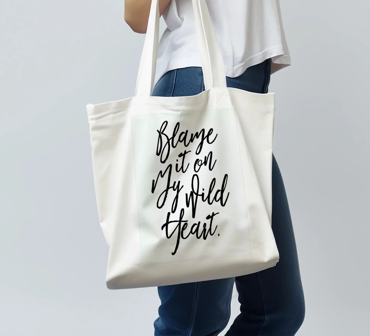 Blame It On My Wild Heart borsa in juta da Honeymoon Hotel