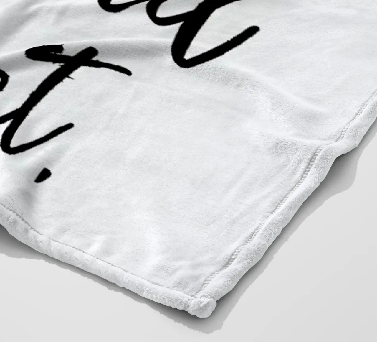 Blame It On My Wild Heart coperta in pile da Honeymoon Hotel