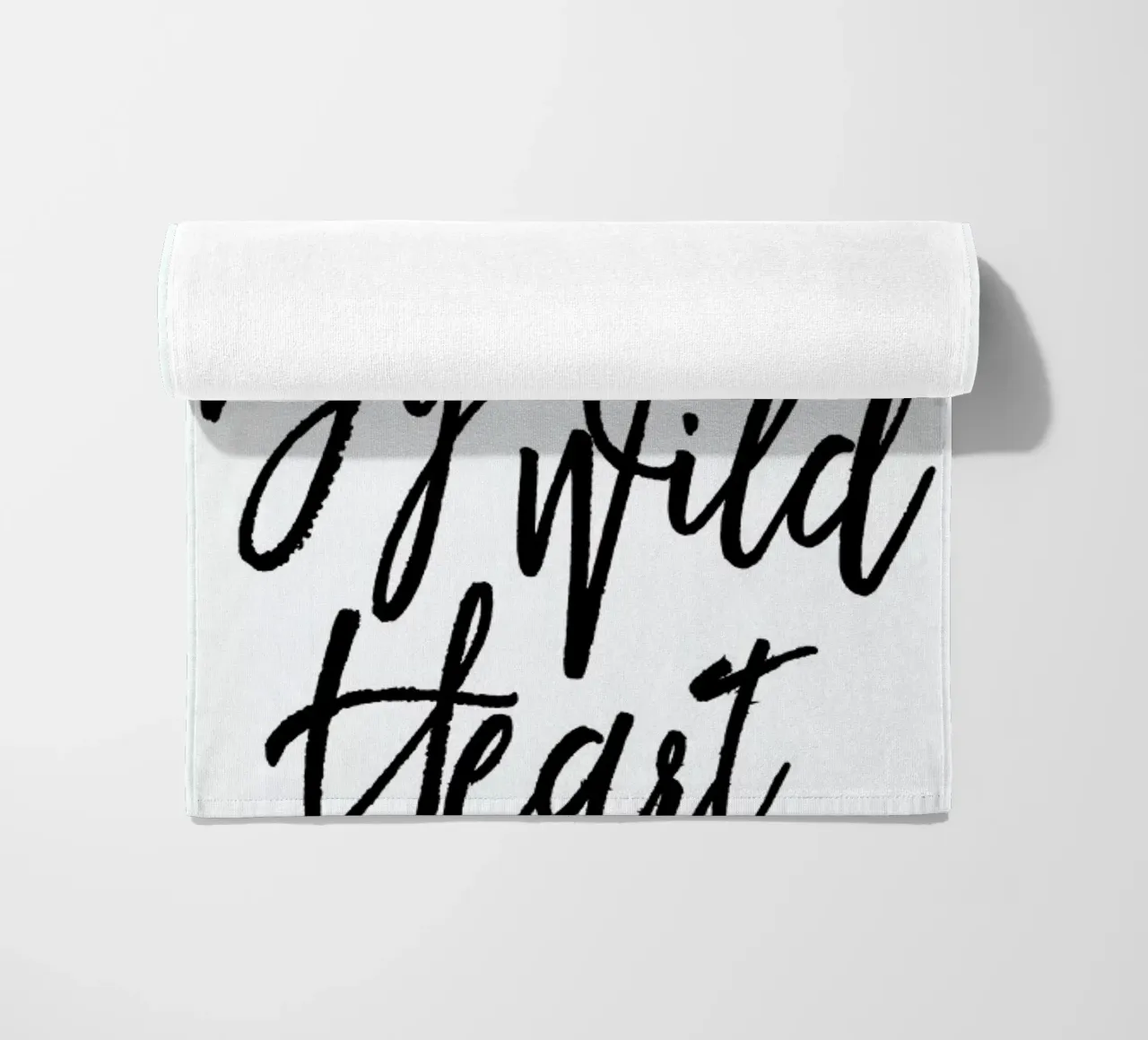 Blame It On My Wild Heart Strandtuch von Honeymoon Hotel