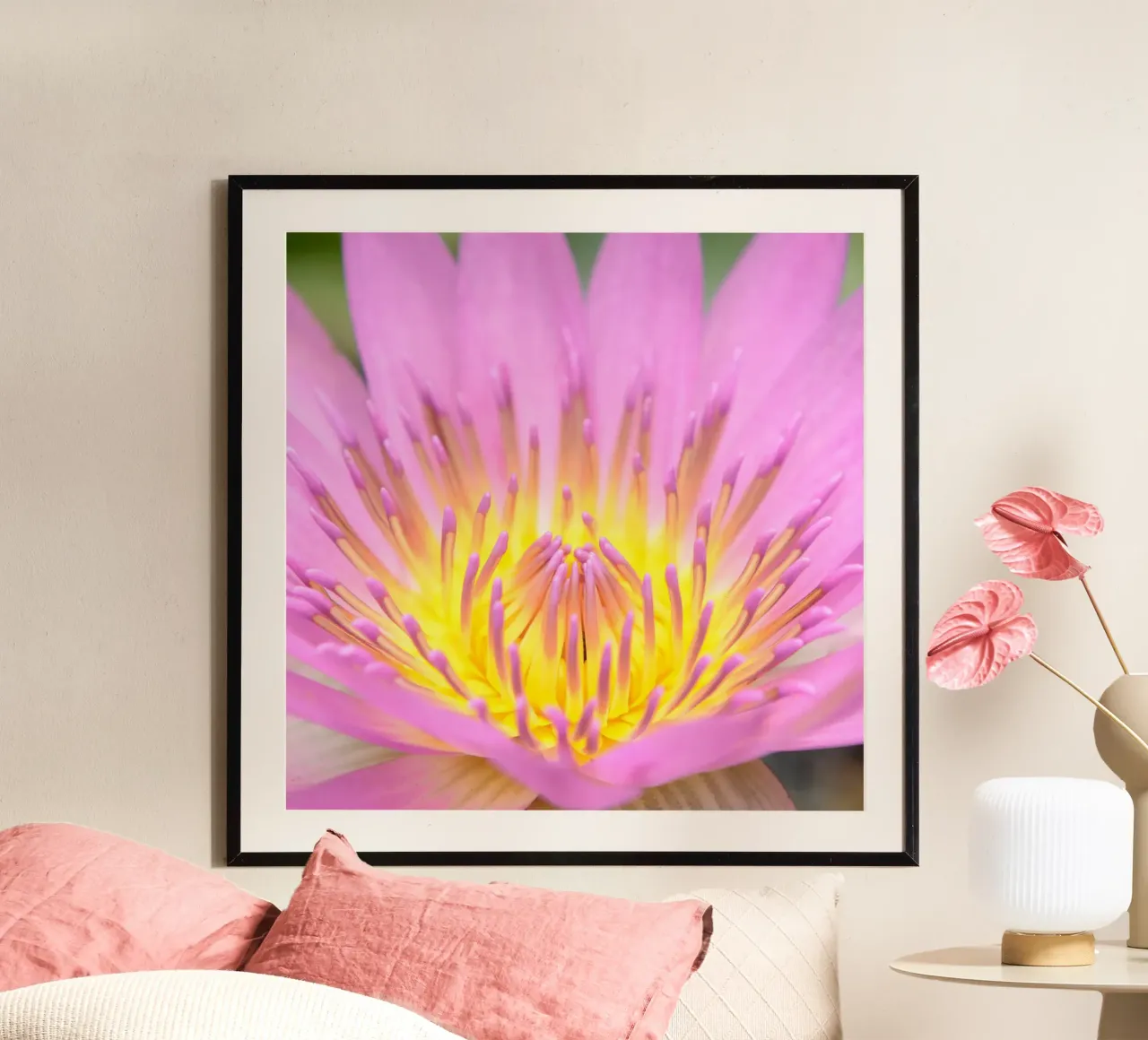 Lotus Flower no. 1 poster con telaio in plastica da adrianooliveiraphoto