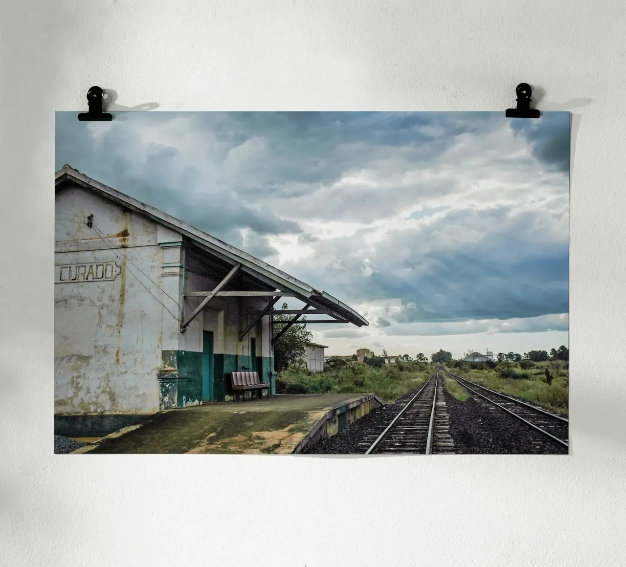 Old Train Station poster con telaio in legno da adrianooliveiraphoto
