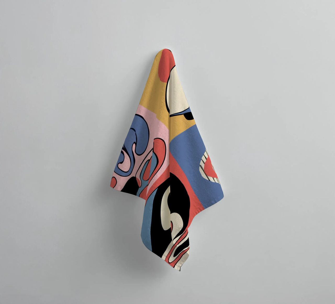 Vibrant abstract shapes and bold serviette de bain de ramosashop