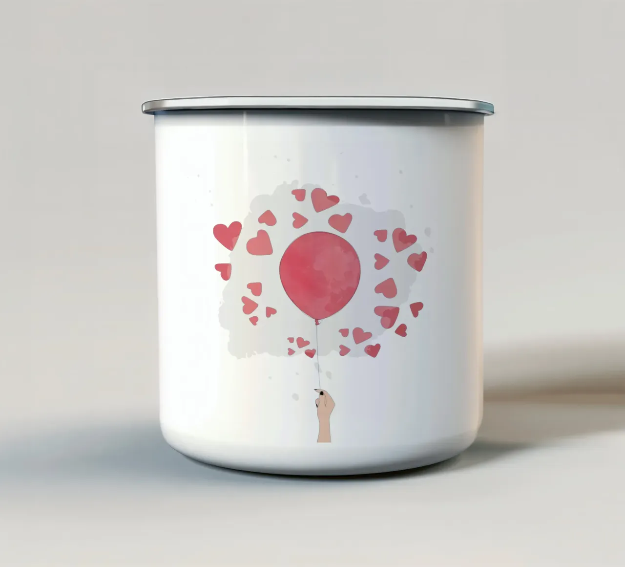 Romantic Balloon with Floating Hearts tazza in smalto da Claudia S. Design