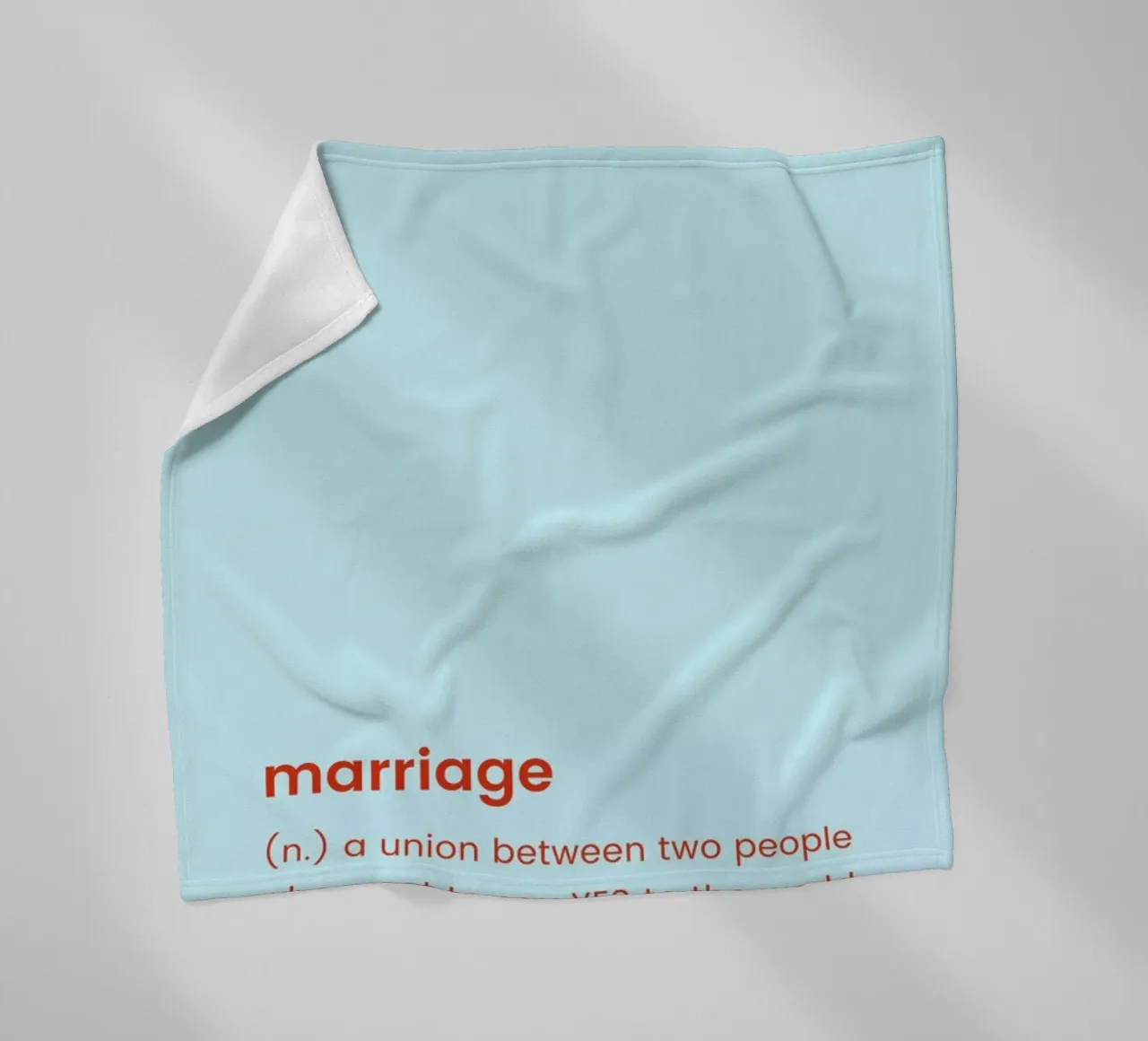 For Newlyweds coperta in pile da Studio One