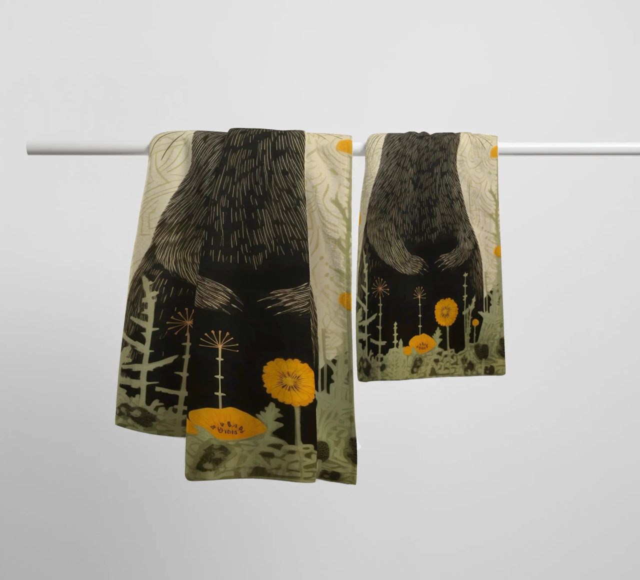 Marmotta verde 3 asciugamano da bagno da Minimal Animal Art