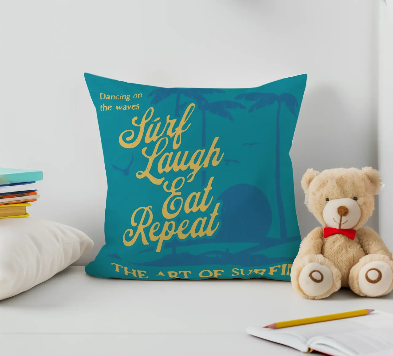 Surf Laugh Eat Repeat cuscino da Gunawan Rb