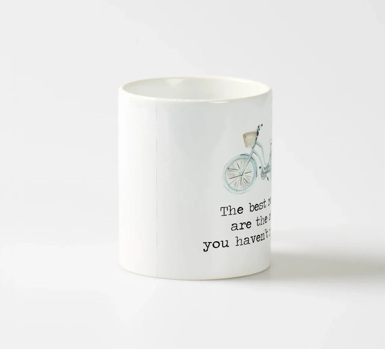 Las mejores rutas son las que aún no has recorrido en bicicleta taza de cerámica de Summer Soul Co. - Quotes