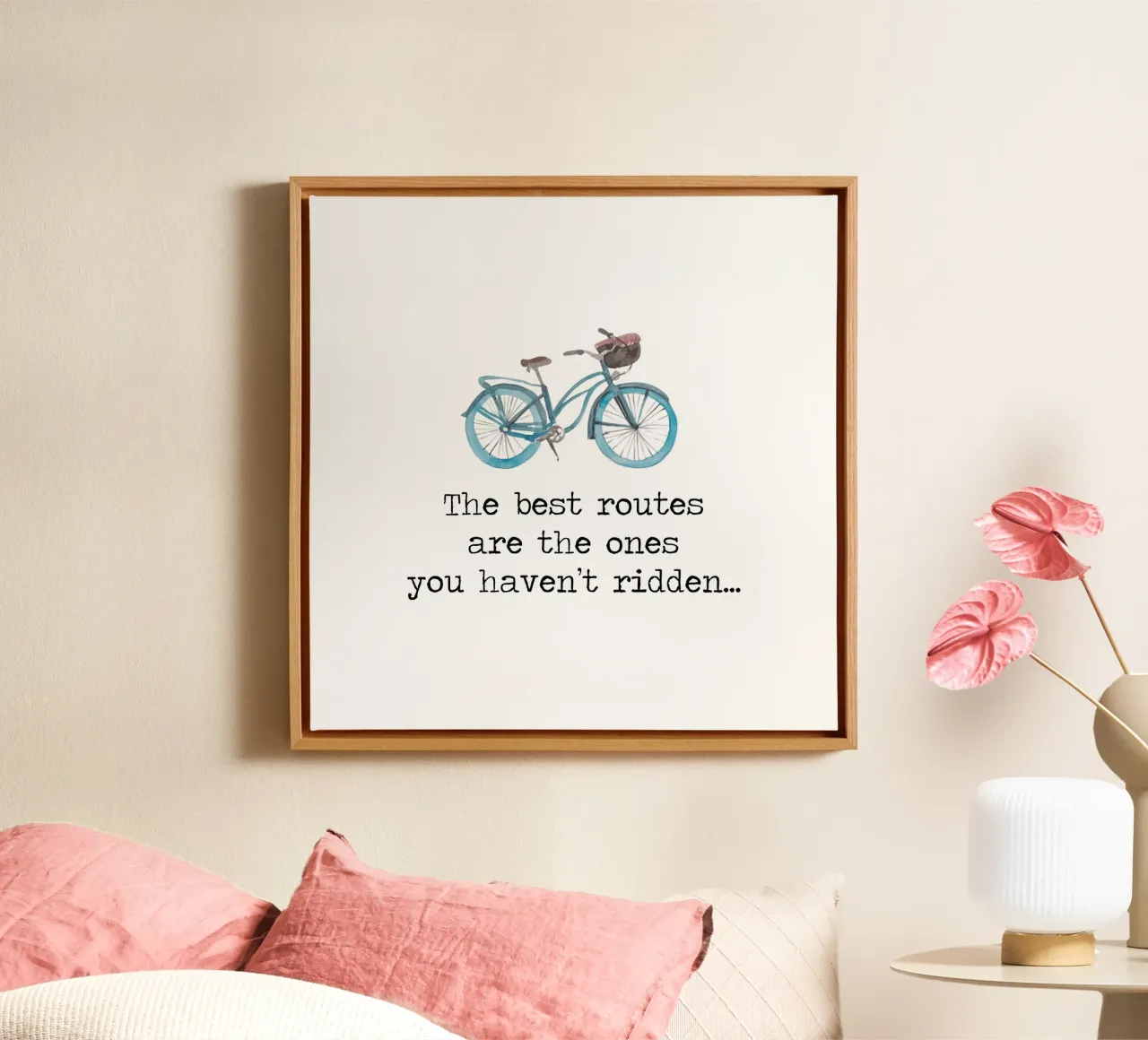 Las mejores rutas son las que no has recorrido en bicicleta cita lienzo con Marco flotante de Summer Soul Co. - Quotes