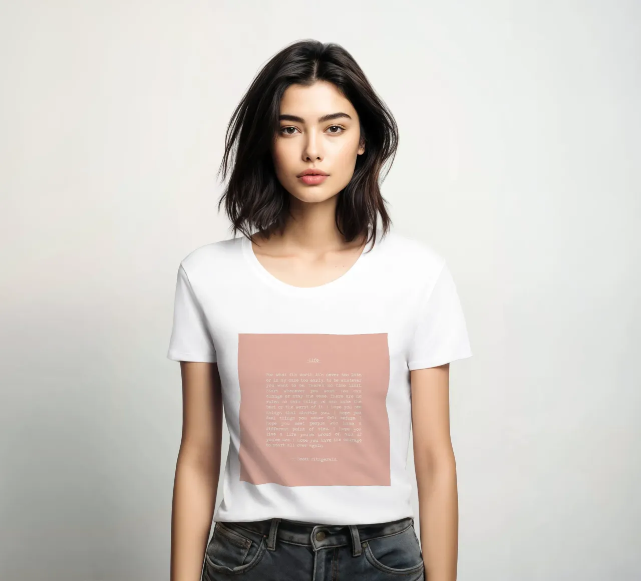 "Por si sirve de algo, nunca es demasiado tarde" F Scott Fitzgerald camiseta de mujer de Summer Soul Co. - Quotes
