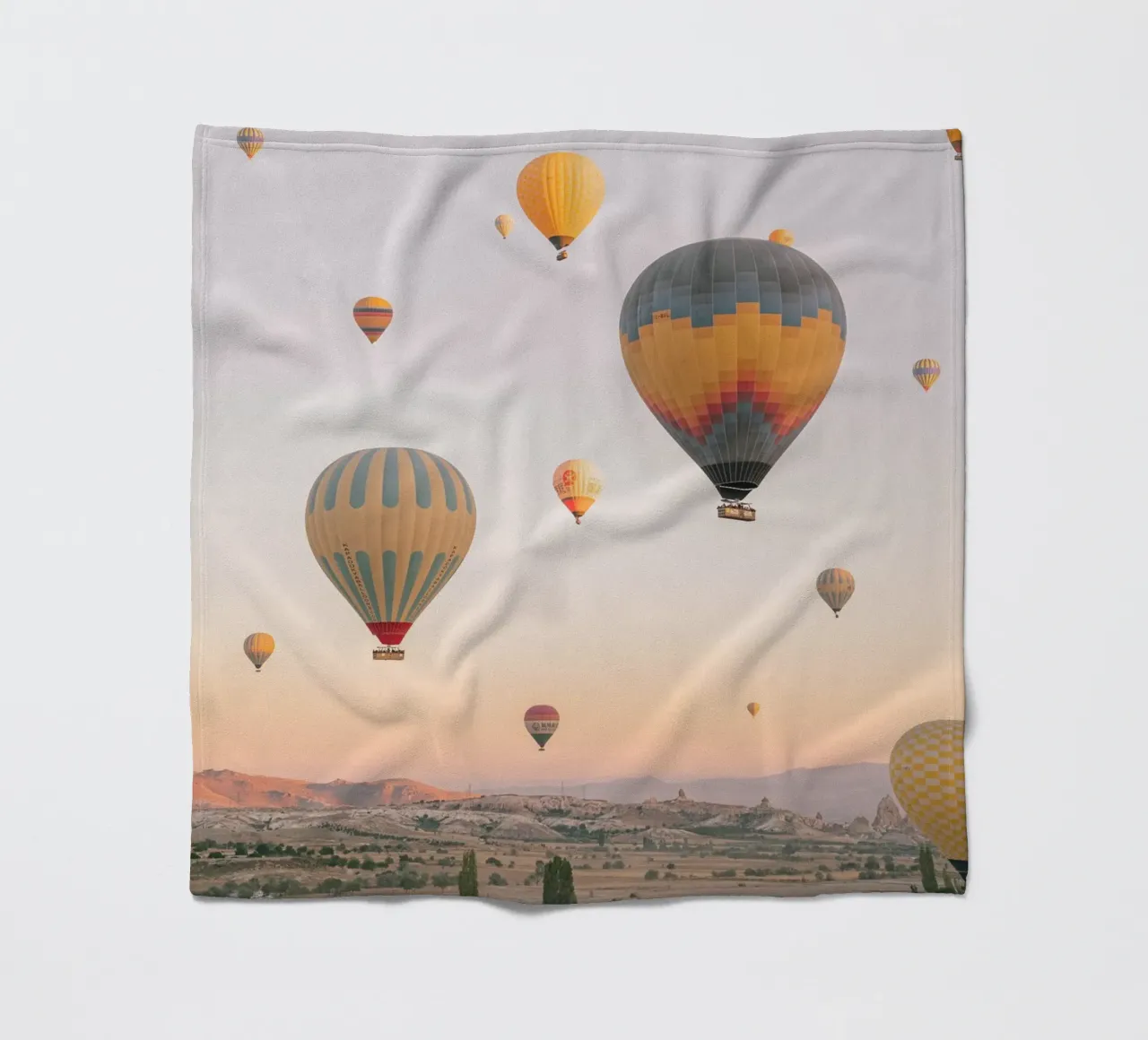 Alba in Cappadocia coperta in pile da Henrike Schenk Photography