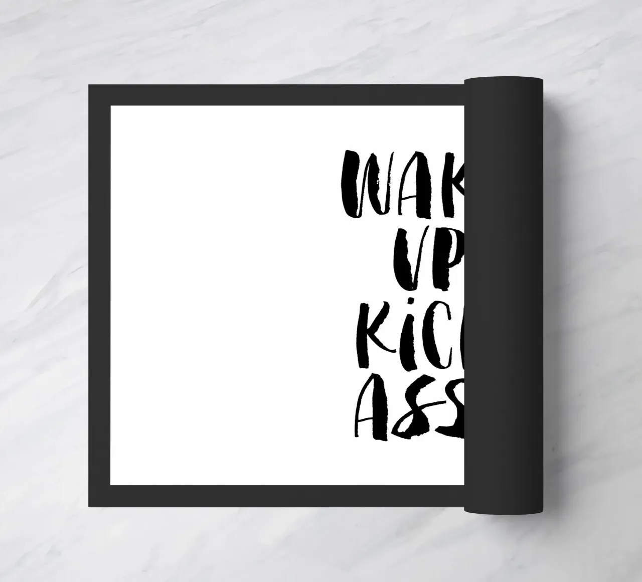 Wake Up Kick Ass: design tipografico in bianco e nero zerbino da THE MOTIVATED TYPE
