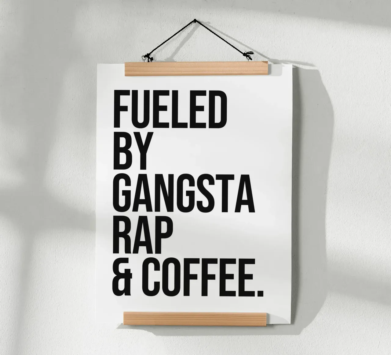 Fueled By Gangsta Rap & Kaffee Zitat Hahnemühle von Paigaam Studio