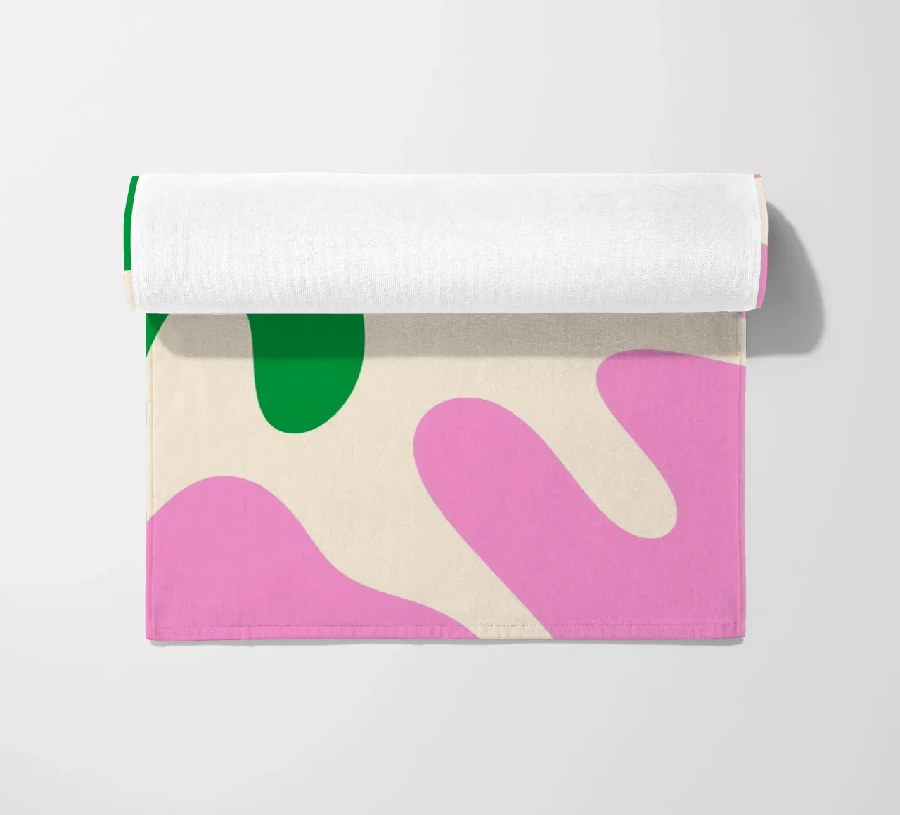 Forme astratte e moderne - rosa, verde, crema telo mare da Wackapacka