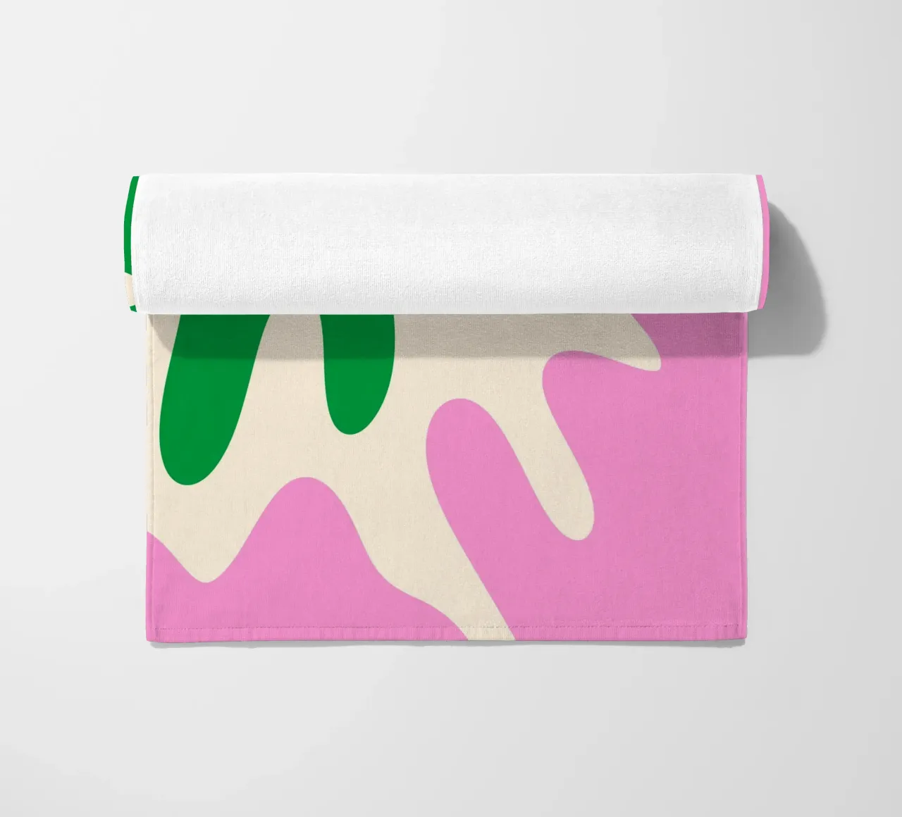 Forme astratte e moderne - rosa, verde, crema telo mare da Wackapacka