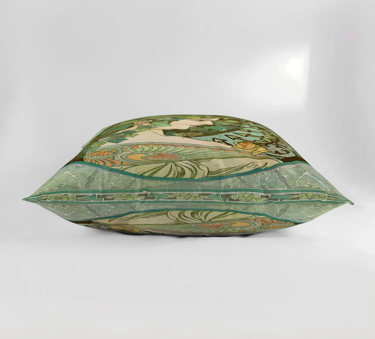 Alphonse Mucha - Edera cuscino da Timeless Artworks