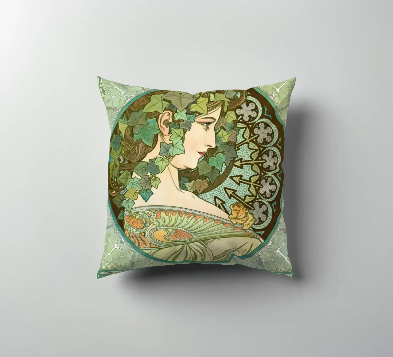 Alphonse Mucha - Edera cuscino da Timeless Artworks
