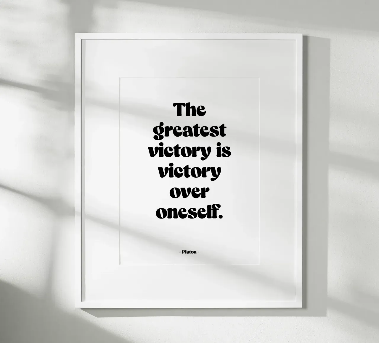 Citazione "La più grande vittoria è la vittoria su se stessi". poster da Wall of Words