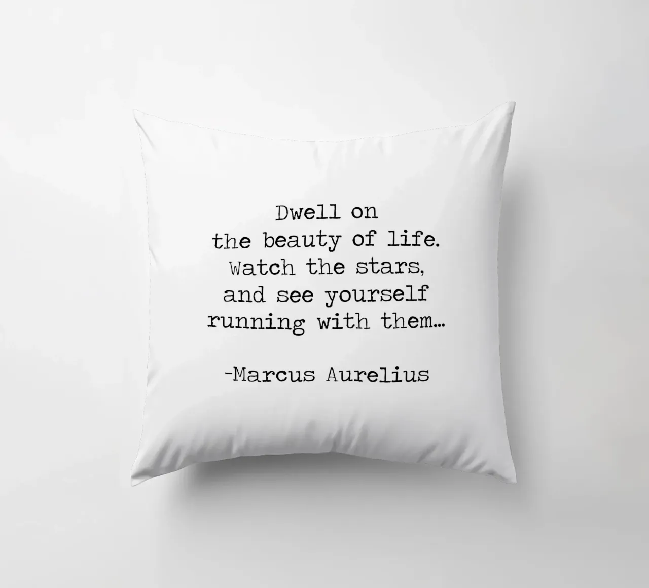 Soffermarsi sulla bellezza della vita Marco Aurelio citazione filosofica cuscino da Summer Soul Co. - Quotes