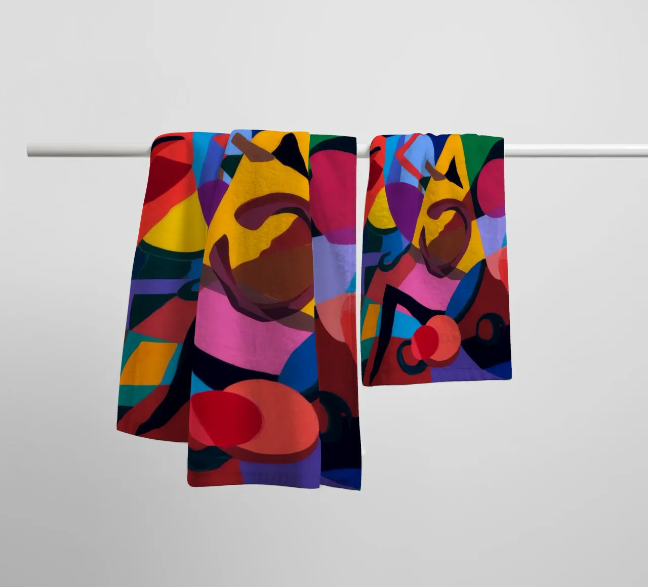 Abstracte vormen badhanddoek van Monarco Virtuoso