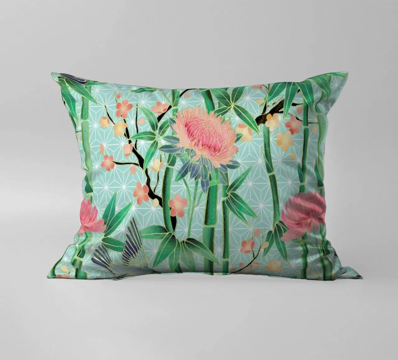 Bamboo Birds and Blossom Mint cuscino da Micklyn Le Feuvre