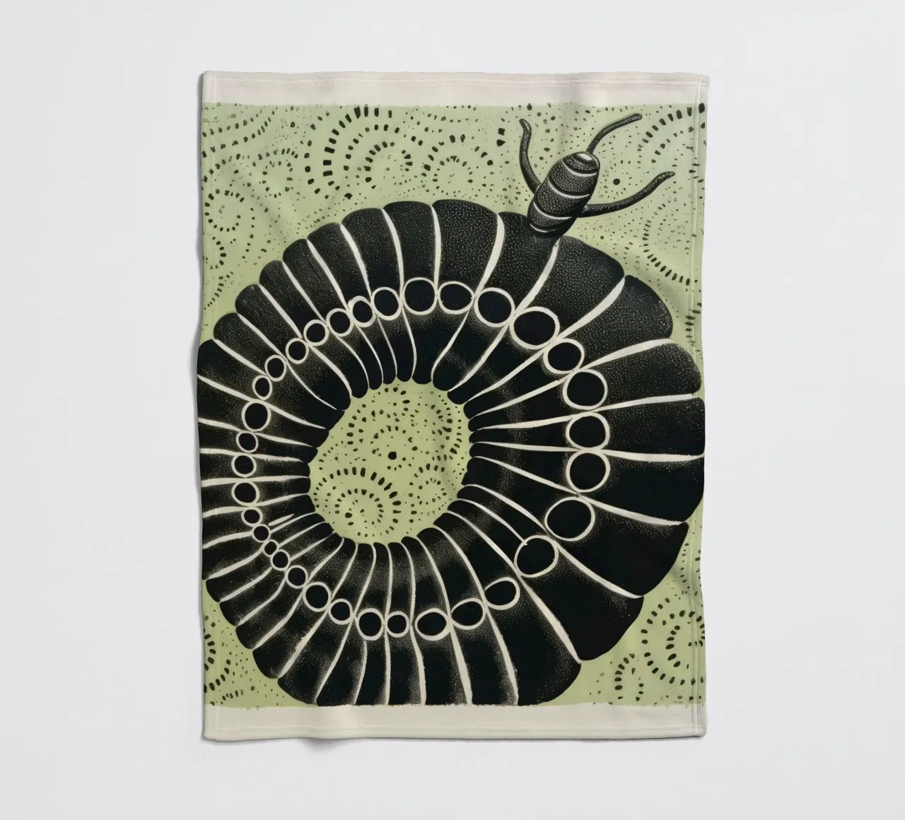 Millipede verde 2 coperta in pile da Minimal Animal Art