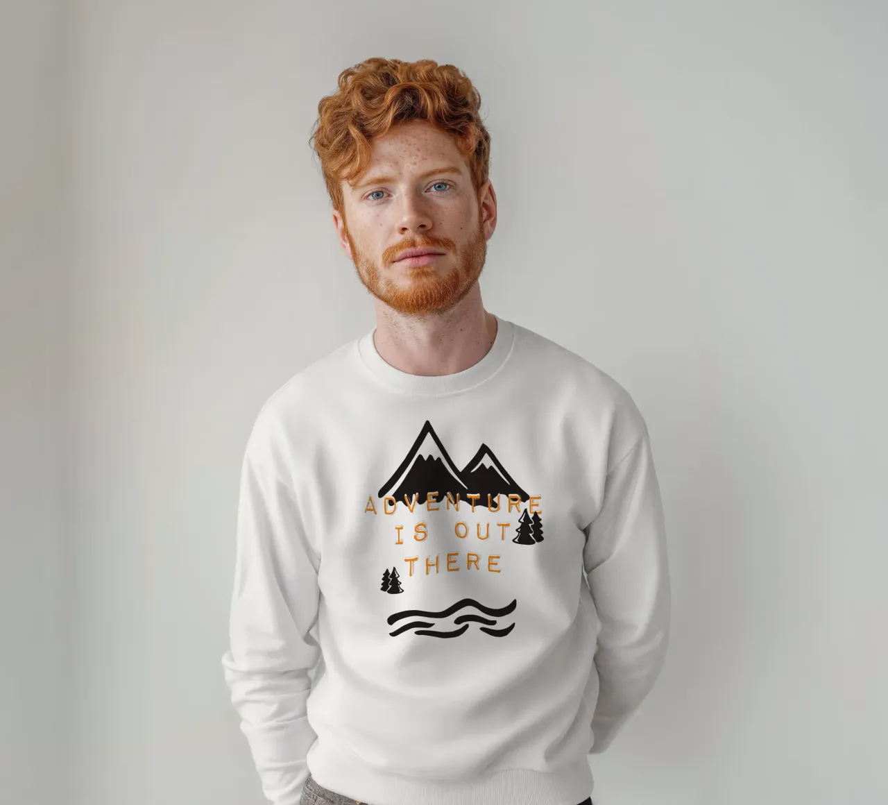 Adventure Is Out There felpa da Monika Strigel