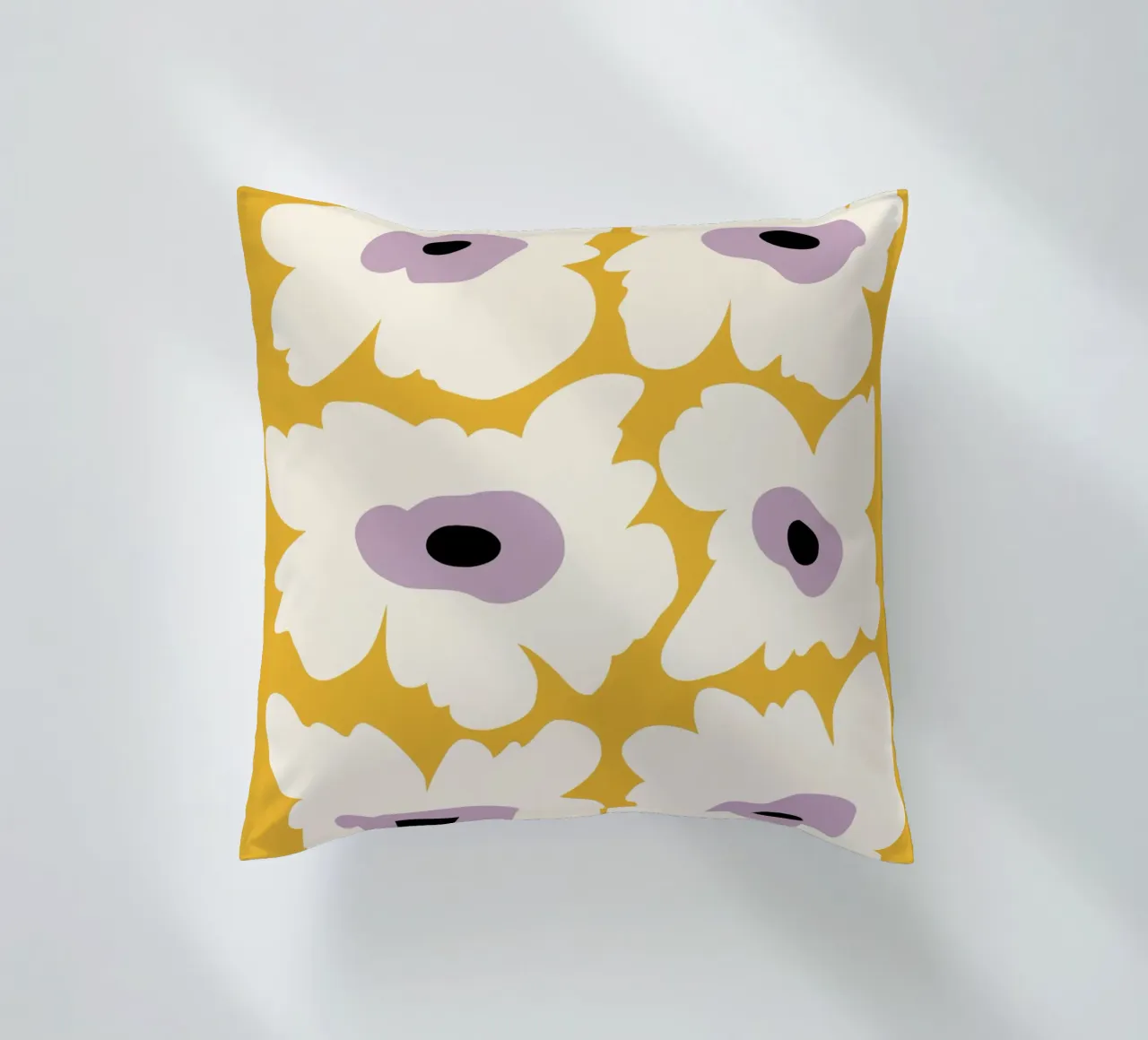 Papavero fresco in giallo cuscino da Miho Art Studio