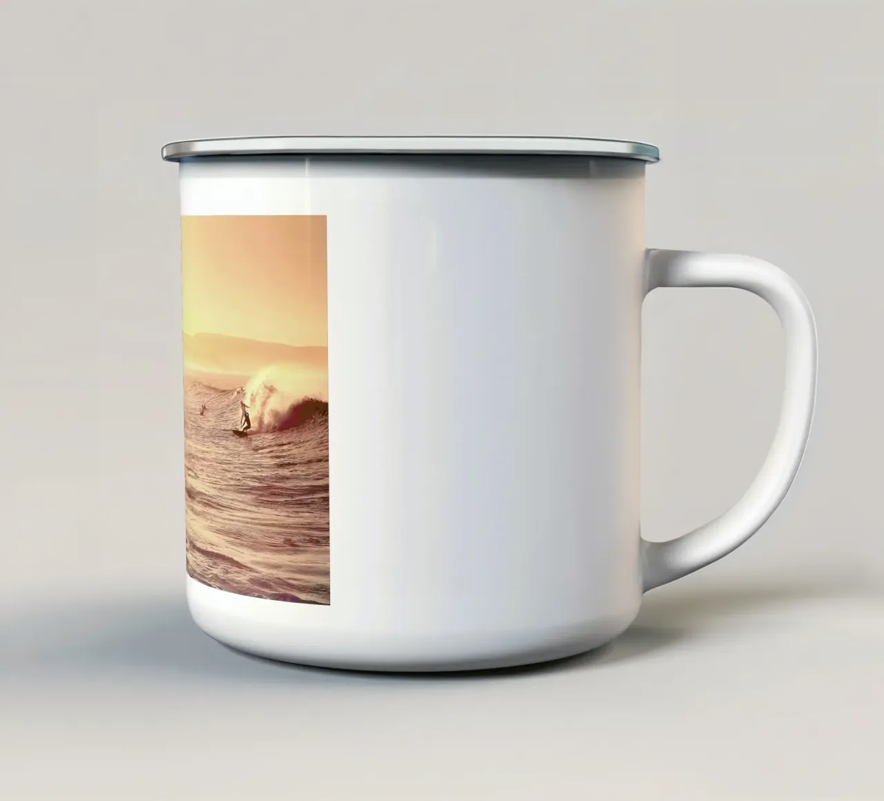 Cut The Wave x Anchor Point tazza in smalto da Philipp Reinhard