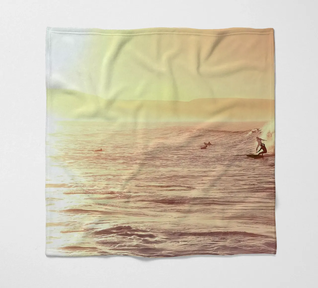 Cut The Wave x Anchor Point coperta in pile da Philipp Reinhard