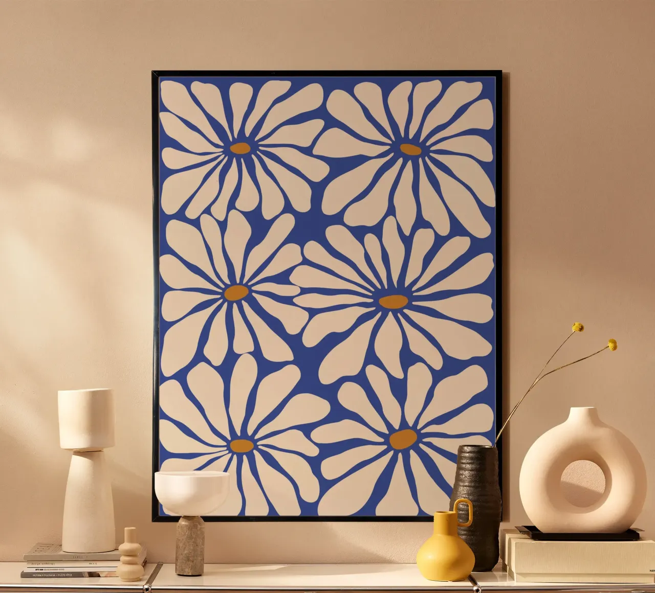 Blu floreale solare poster con telaio in alluminio da Miho Art Studio
