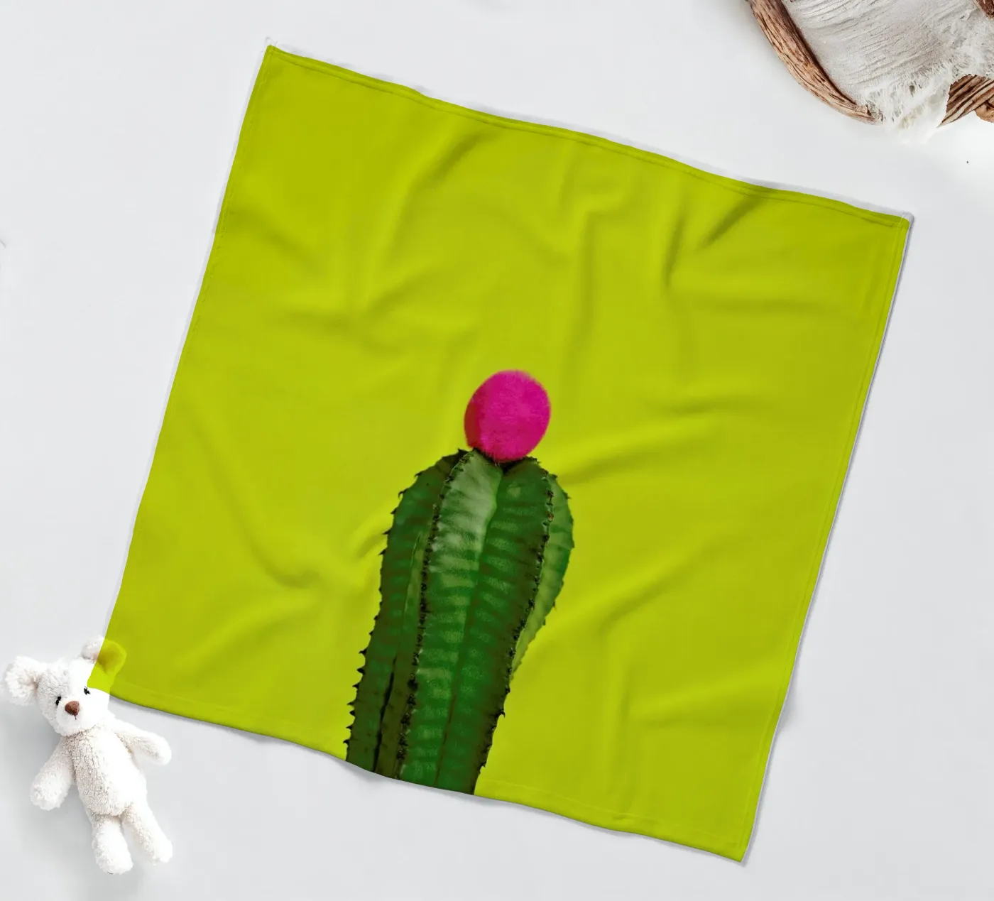 Nice Hat Fleecedecke von Juj Winn