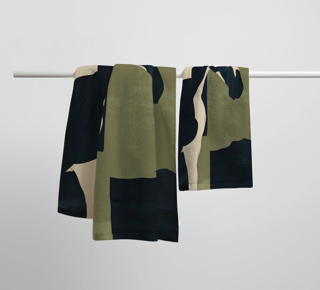 Abstract Minimal Horse 4 towel by ThingDesign