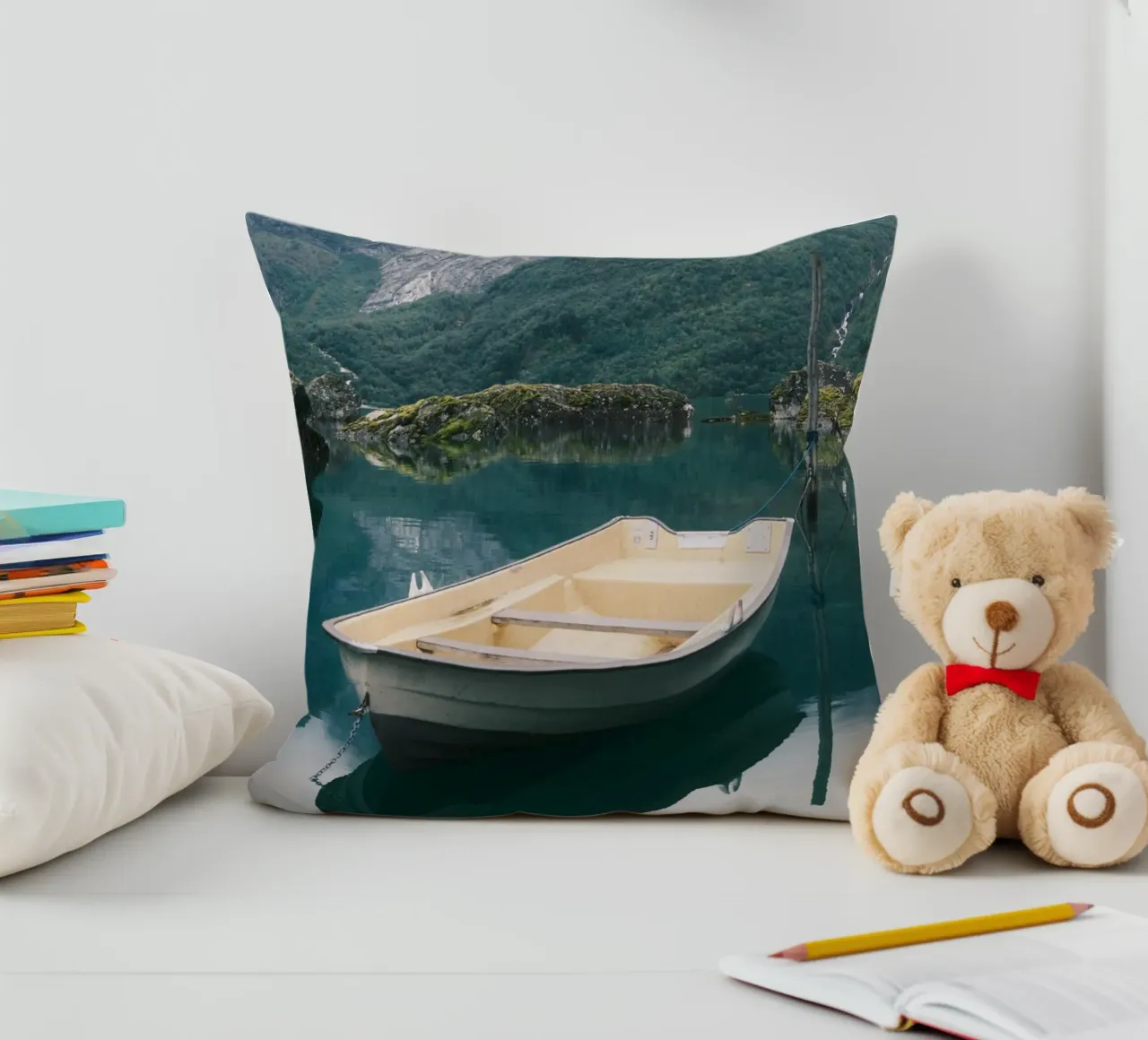 Serenity Afloat cuscino da FujiPrints