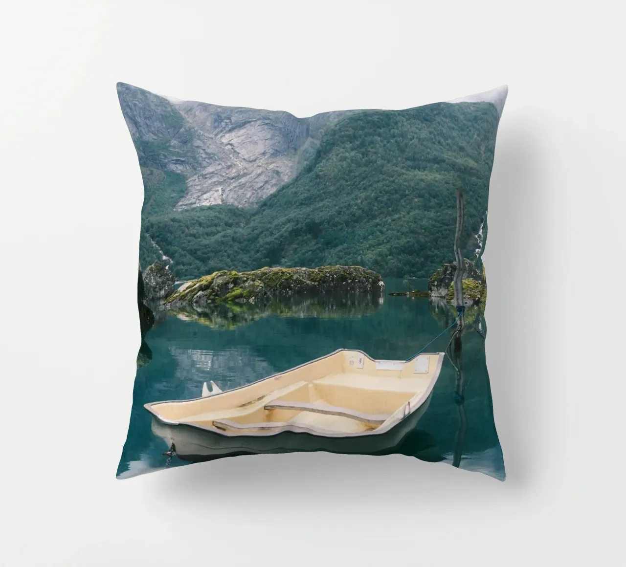 Serenity Afloat cuscino da FujiPrints