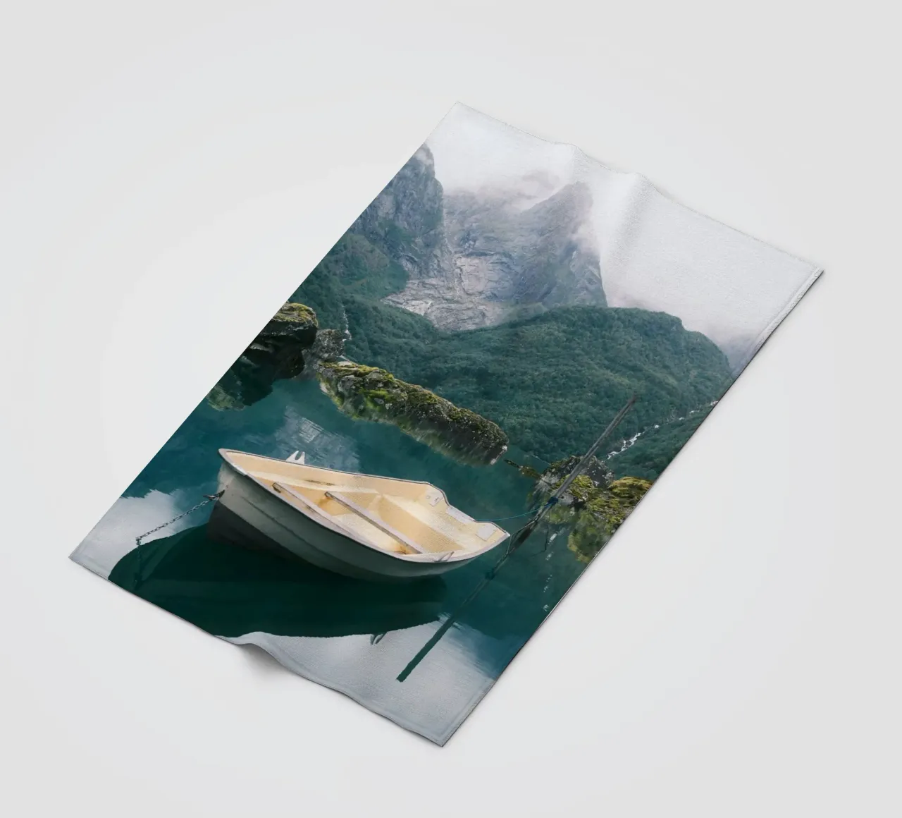 Serenity Afloat coperta in pile da FujiPrints