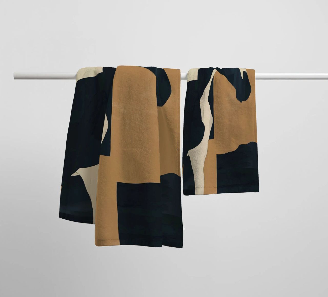Abstract Minimal Horse 6 towel by ThingDesign