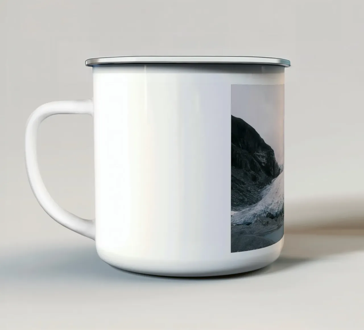 Frozen Majesty tazza in smalto da FujiPrints