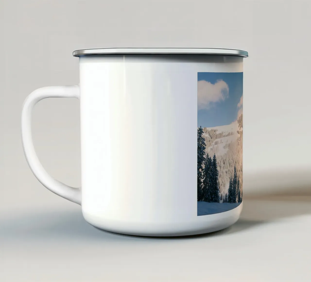 Winter Wonderland tazza in smalto da FujiSwiss