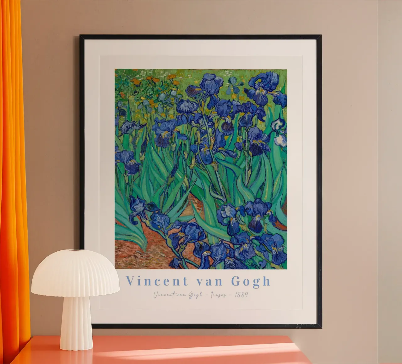 Vincent van Gogh iris viola, Pittura floreale poster con telaio in plastica da ArtHaus