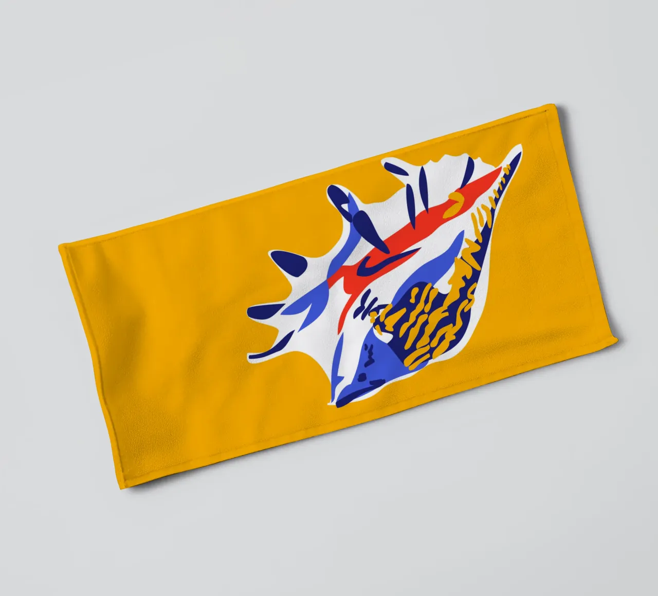 Seashell towel by Mariery Young