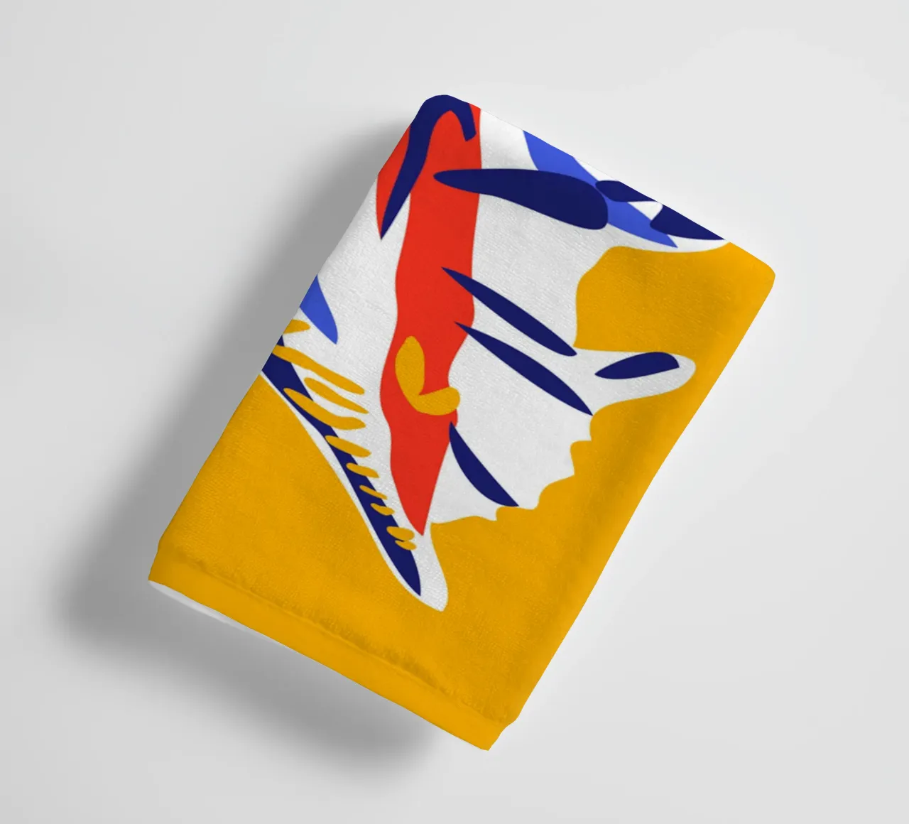 Seashell towel by Mariery Young