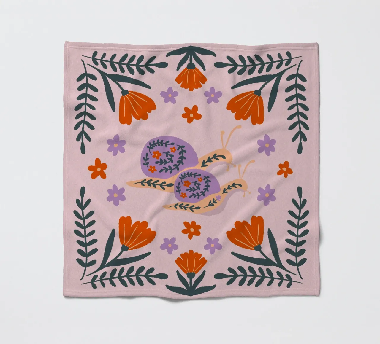 Lumache e fiori - viola e arancione coperta in pile da Wackapacka