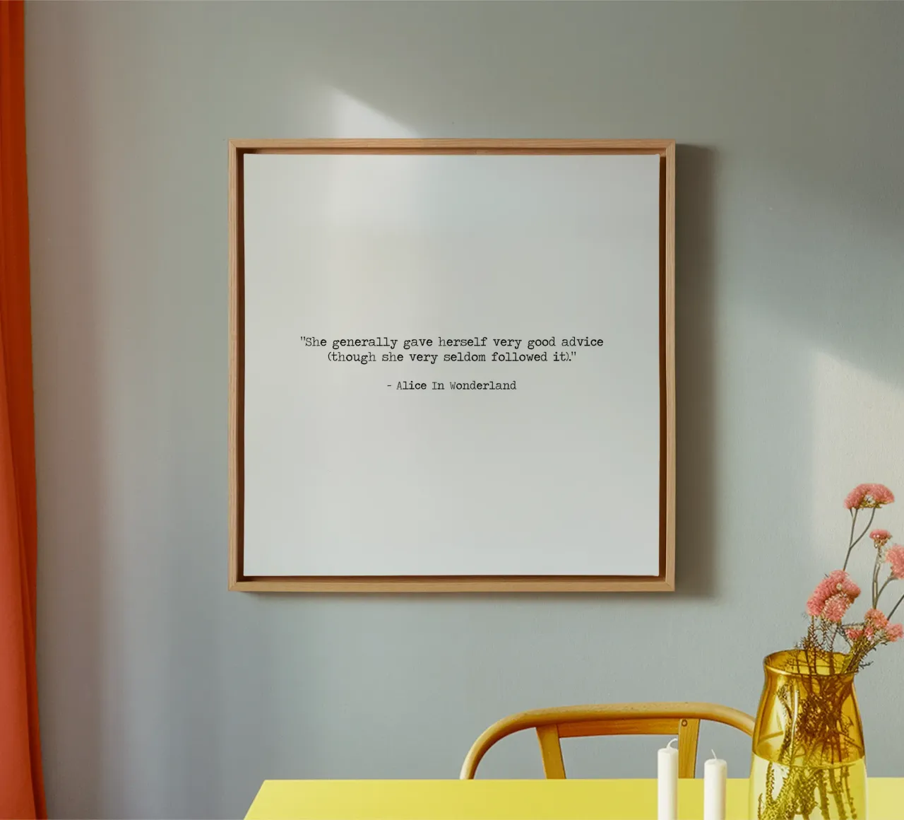 Sie gab sich selbst gute Ratschläge, befolgte sie aber nur selten - Zitat Leinwand mit Schattenfugenrahmen von Summer Soul Co. - Quotes