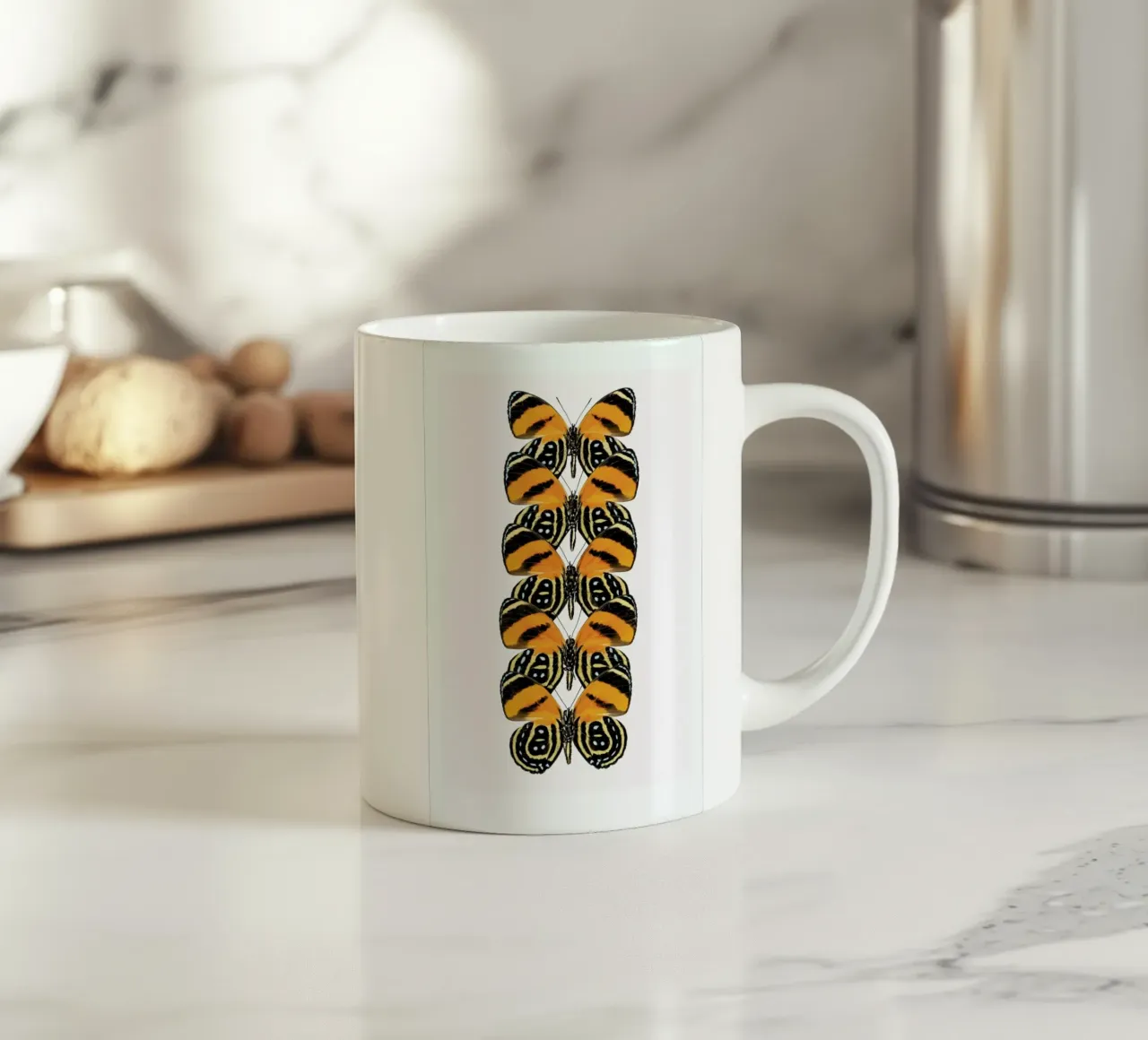 Butterfly tazza in ceramica da Curious Collections by Marielle Leenders