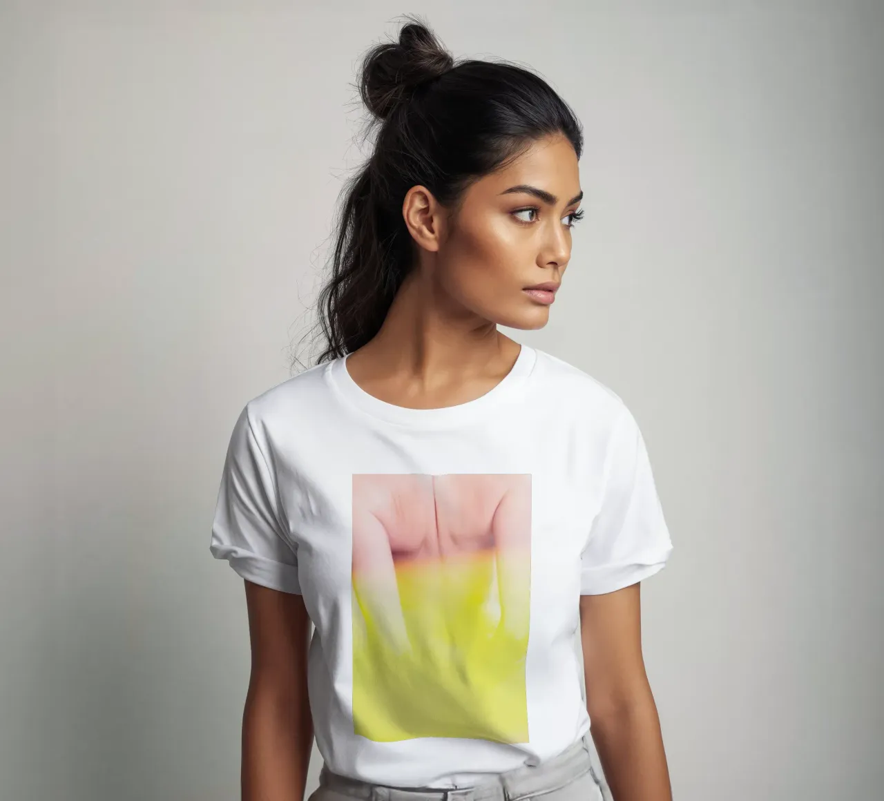 Hide Away Tree House 7 t-shirt da Paul Aidan Perry