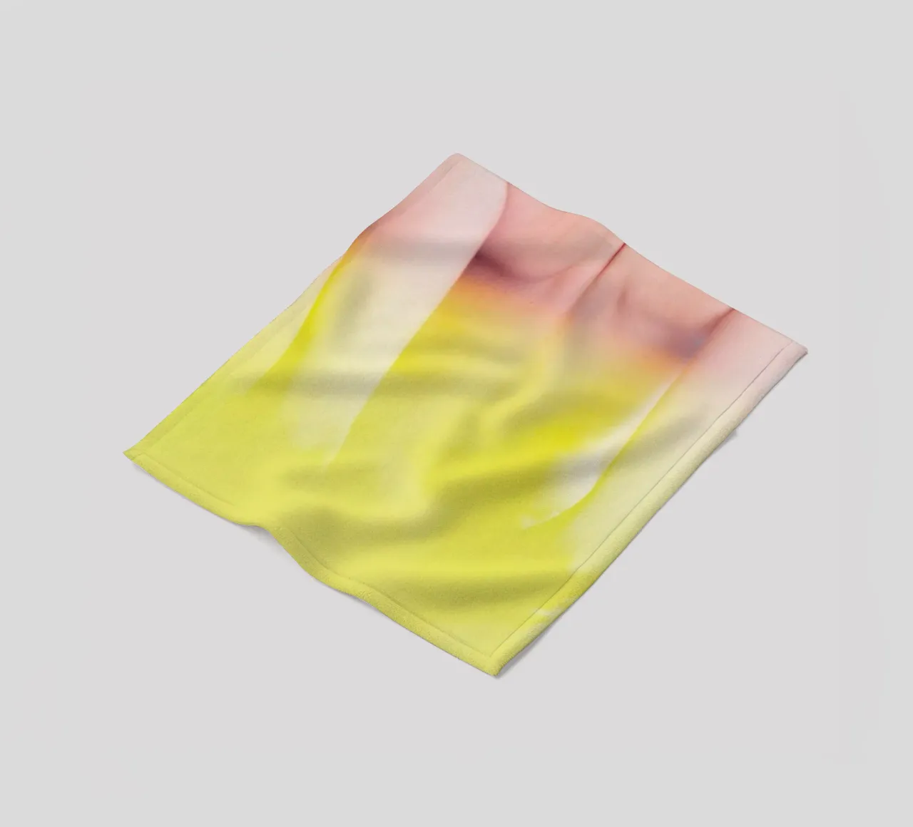 Hide Away Tree House 7 coperta in pile da Paul Aidan Perry